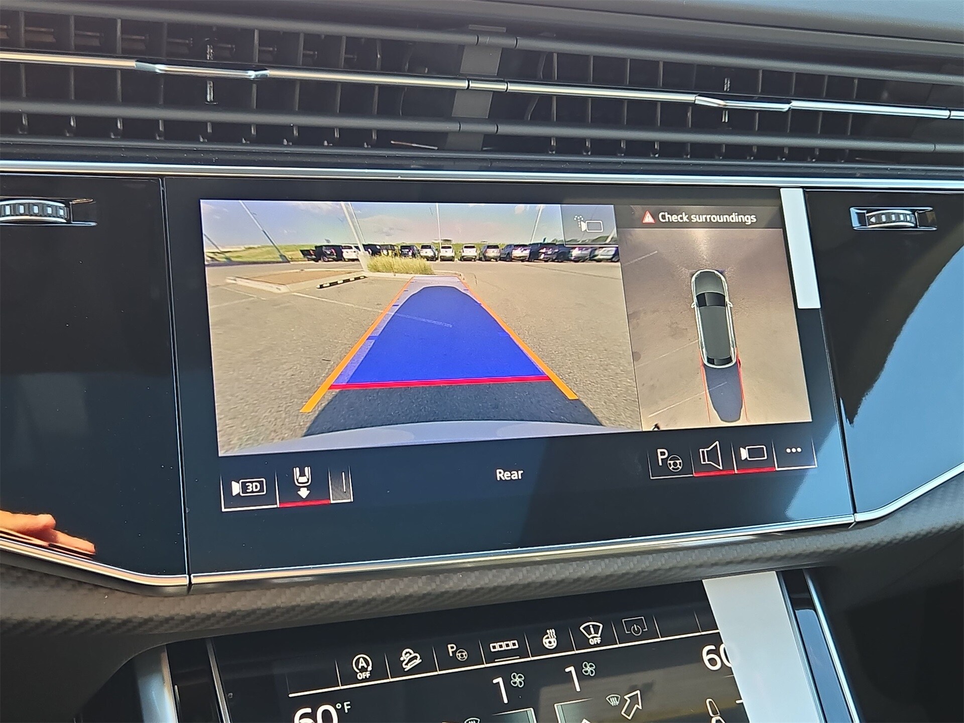 2026 Audi SQ8 Prestige Image 16 of 22