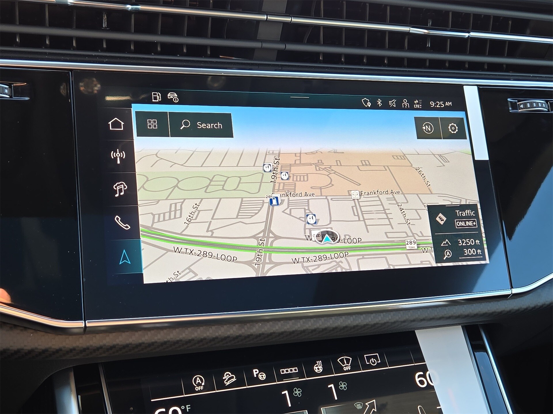 2026 Audi SQ8 Prestige Image 17 of 22