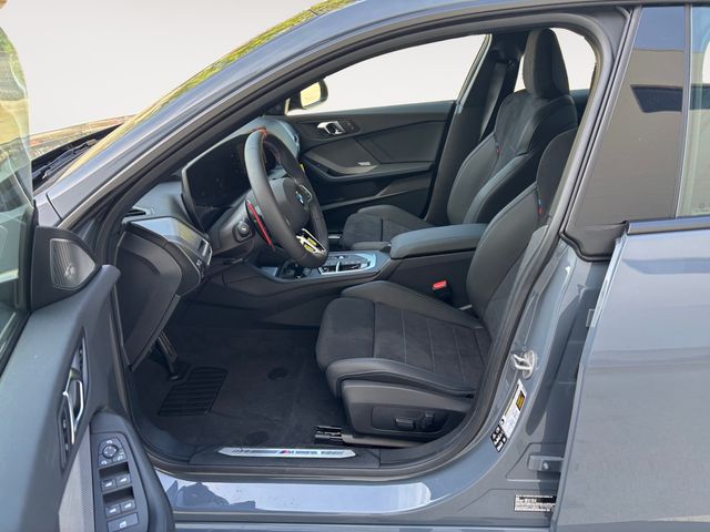 2026 BMW 2 Series M235 xDrive Image 26 of 35