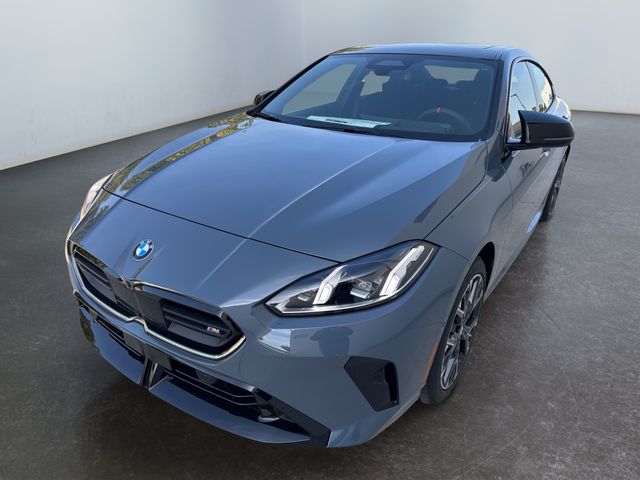 2026 BMW 2 Series M235 xDrive Image 3 of 35