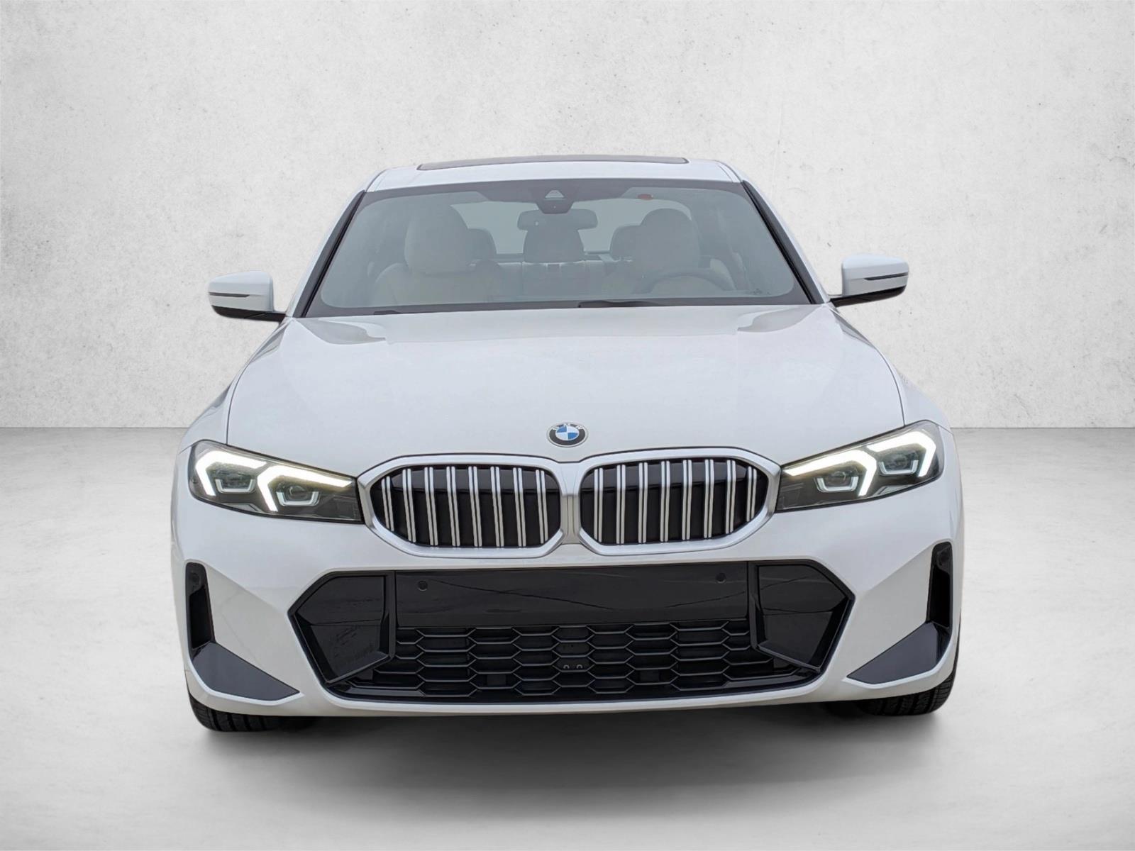 2026 BMW 3 Series 330i NA xDrive Image 2 of 20