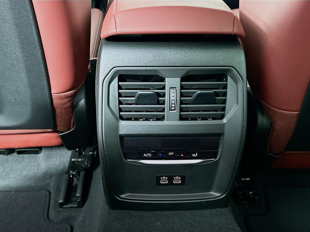 2026 BMW 3 Series 330i NA Image 20 of 24