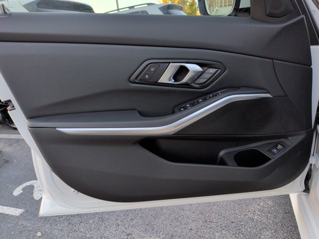 2026 BMW 3 Series 330i Image 12 of 40