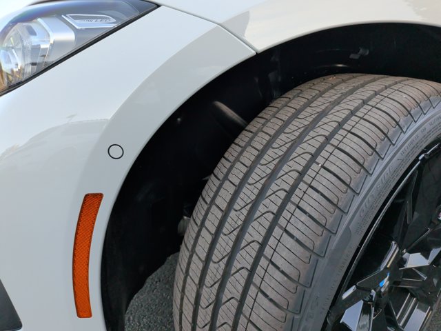 2026 BMW 3 Series 330i Image 11 of 40