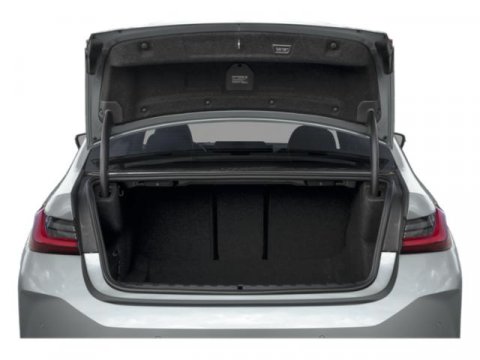 2026 BMW 3 Series 330i Image 10 of 18