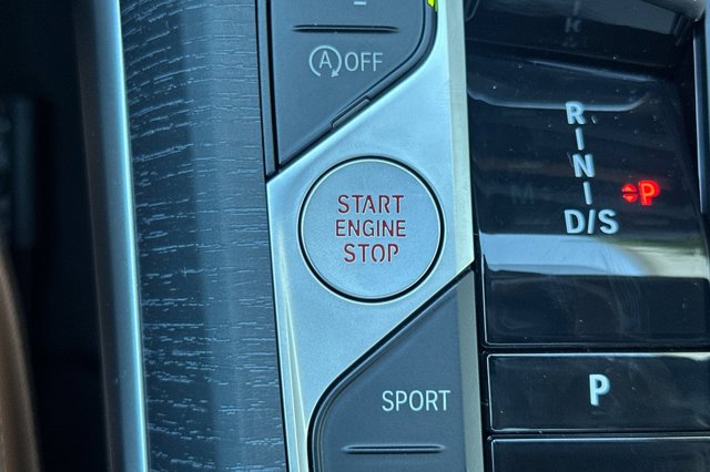 2026 BMW 3 Series 330i NA Image 14 of 23