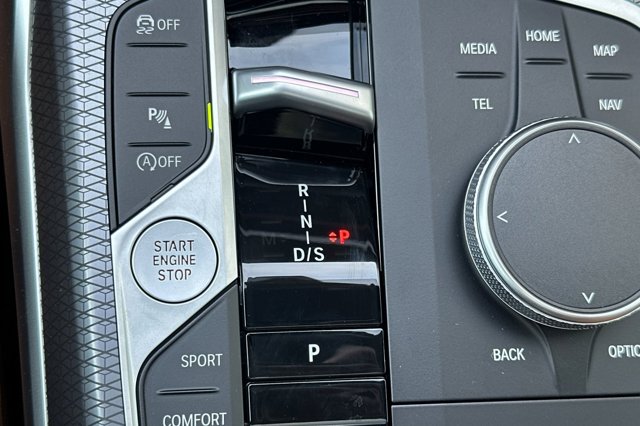 2026 BMW 3 Series 330i NA Image 16 of 23