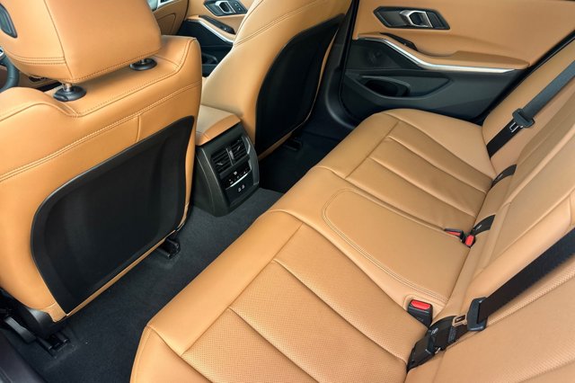 2026 BMW 3 Series 330i NA Image 8 of 23