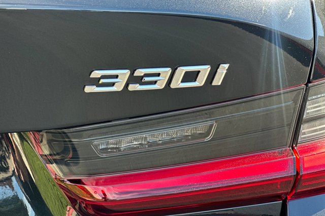 2026 BMW 3 Series 330i NA Image 23 of 23