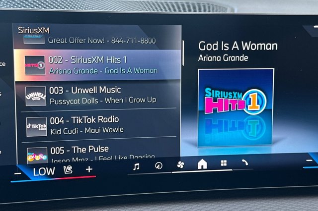 2026 BMW 3 Series 330i NA Image 14 of 23