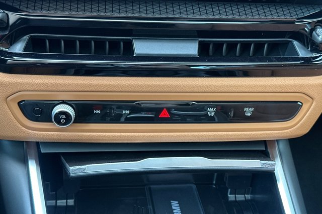 2026 BMW 3 Series 330i NA Image 22 of 23