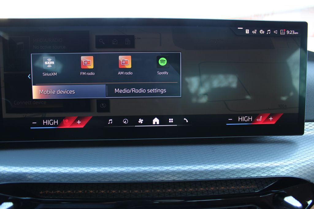 2026 BMW 3 Series 330i NA xDrive Image 29 of 52