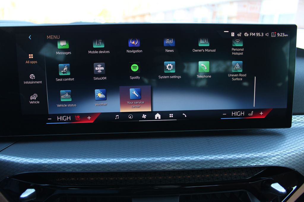 2026 BMW 3 Series 330i NA xDrive Image 28 of 52