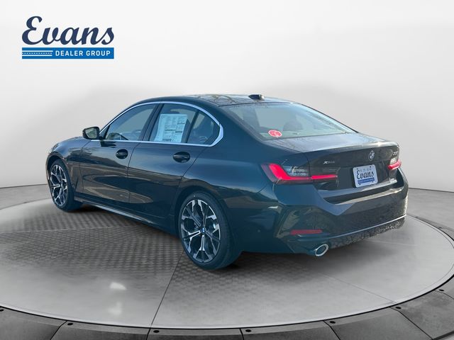 2026 BMW 3 Series 330i xDrive Image 7 of 33