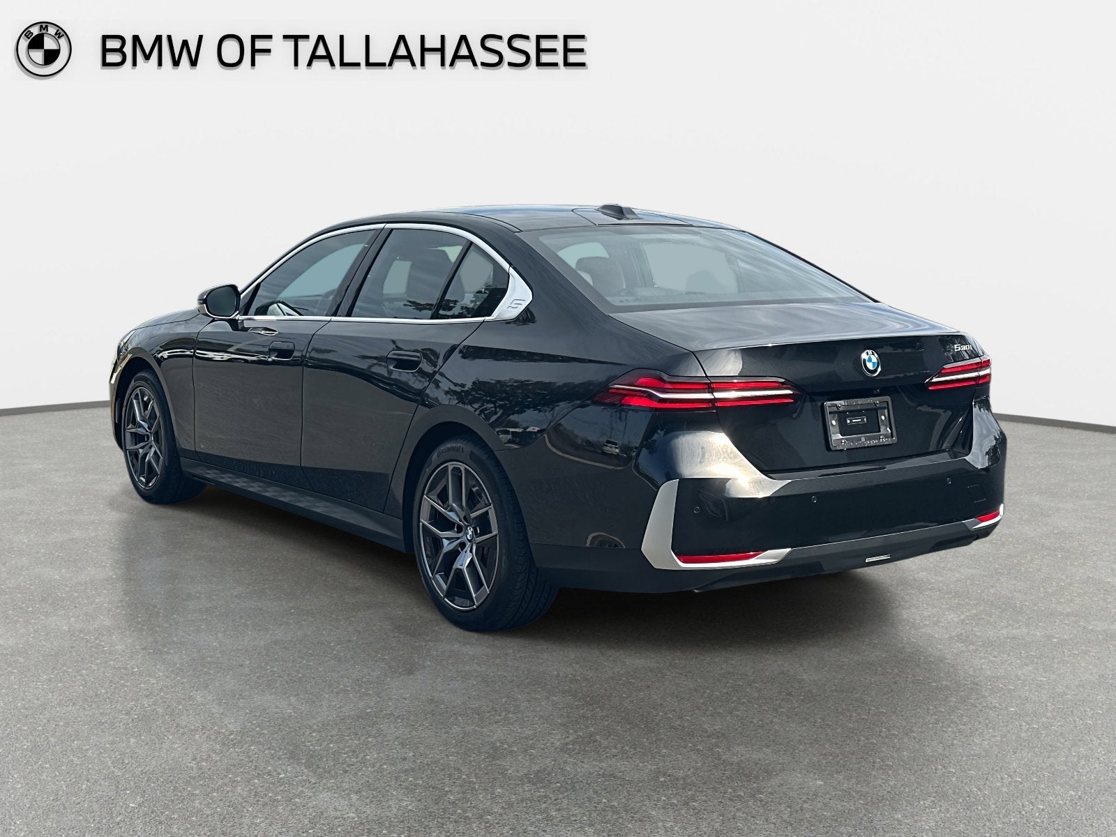 2026 BMW 5 Series 530i Image 9 of 40