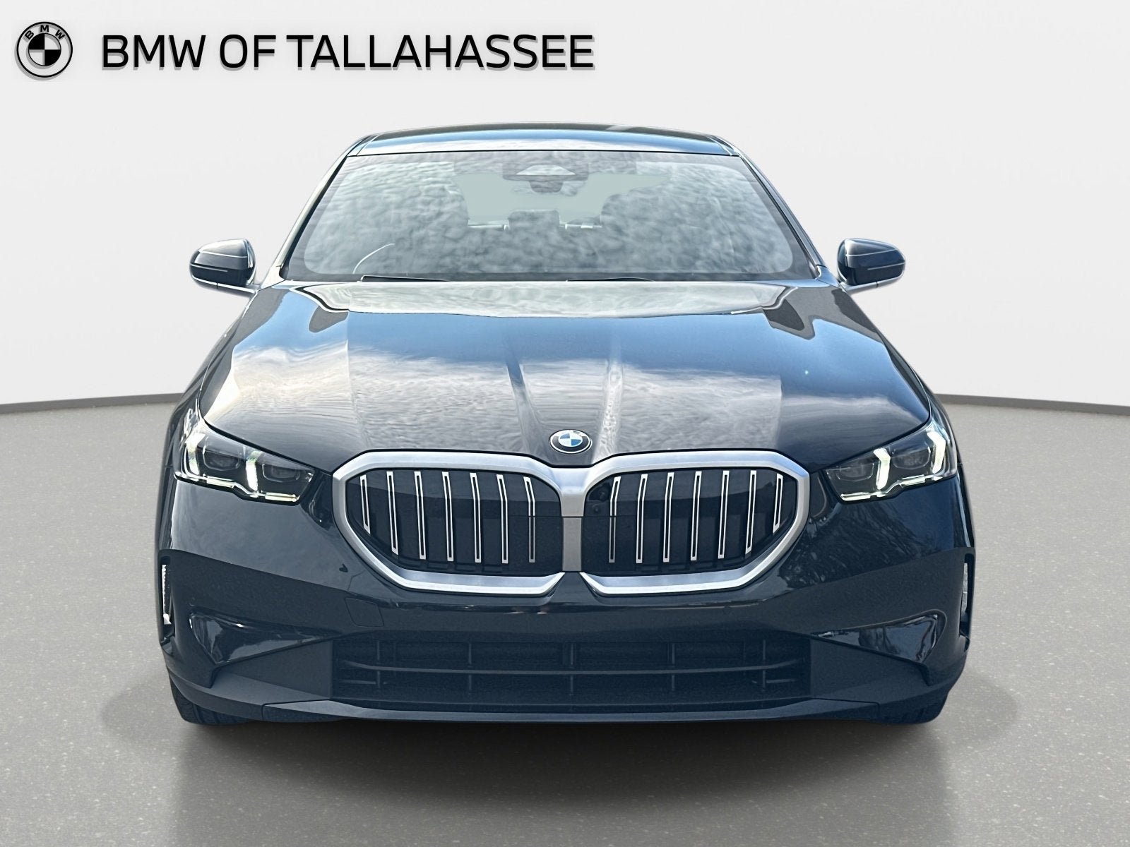 2026 BMW 5 Series 530i Image 3 of 40