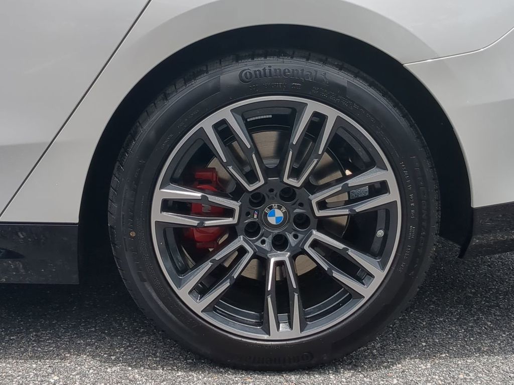 2026 BMW 5 Series 530i Image 10 of 28