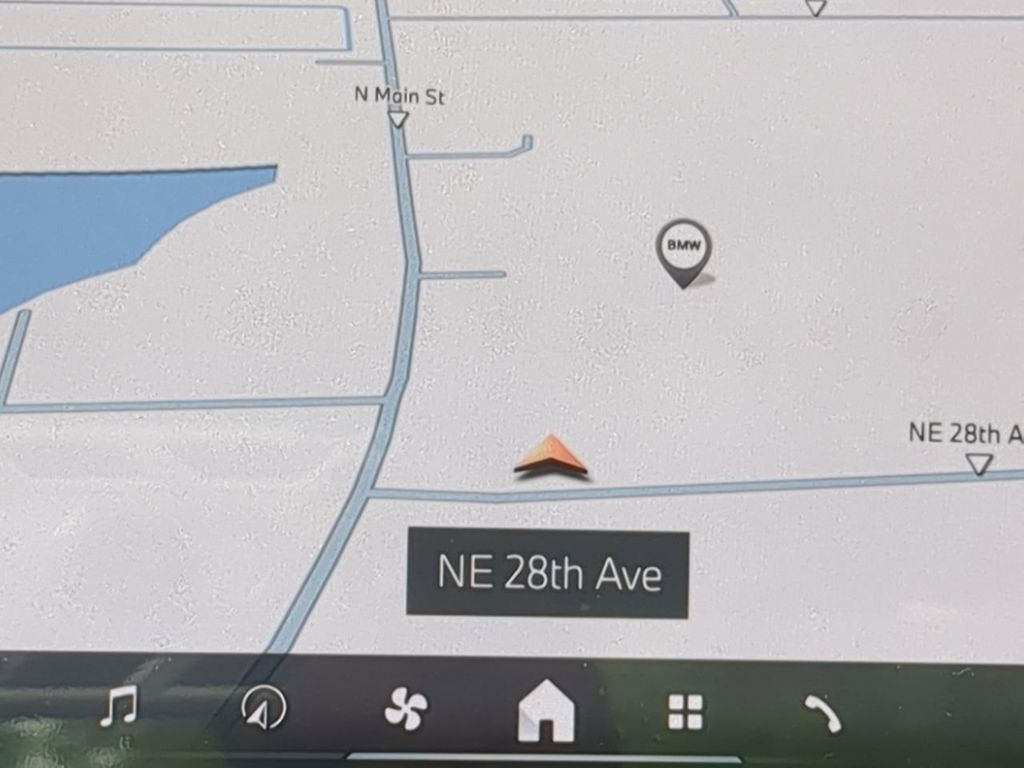 2026 BMW 5 Series 530i Image 15 of 28