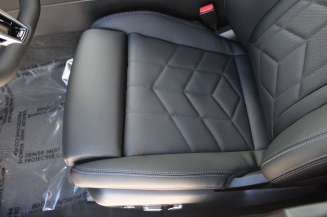 2026 BMW 5 Series 530i Image 15 of 31