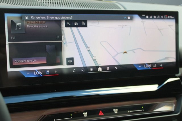 2026 BMW 5 Series 530i Image 21 of 31