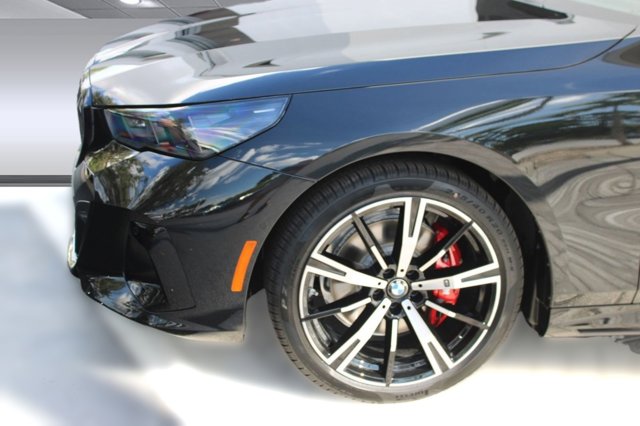 2026 BMW 5 Series 530i Image 9 of 31