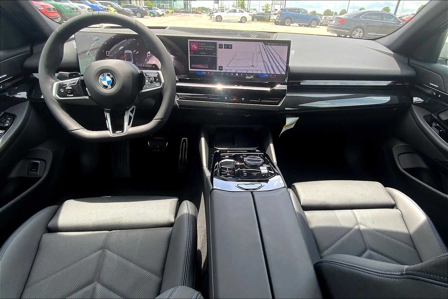 Vehicle image 6 of 19