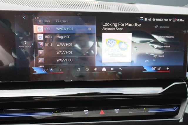 2026 BMW 5 Series 530i Image 21 of 32