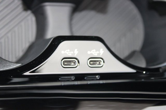 2026 BMW 5 Series 530i Image 20 of 32