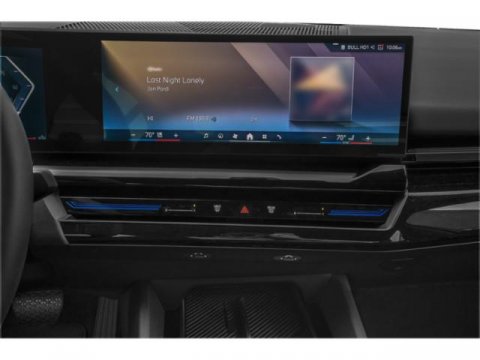 2026 BMW 5 Series 530i xDrive Image 16 of 19