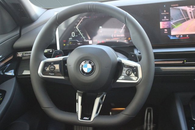 2026 BMW 5 Series 530i xDrive Image 30 of 32