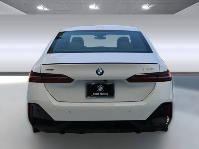 2026 BMW 5 Series 530i xDrive Image 6 of 32