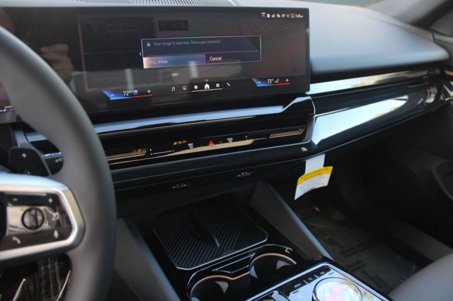 2026 BMW 5 Series 530i xDrive Image 29 of 32