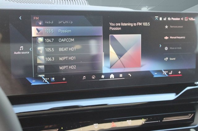 2026 BMW 5 Series 530i xDrive Image 20 of 32