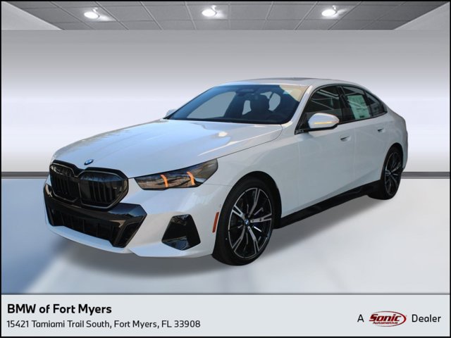 2026 BMW 5 Series 530i xDrive Image 1 of 32