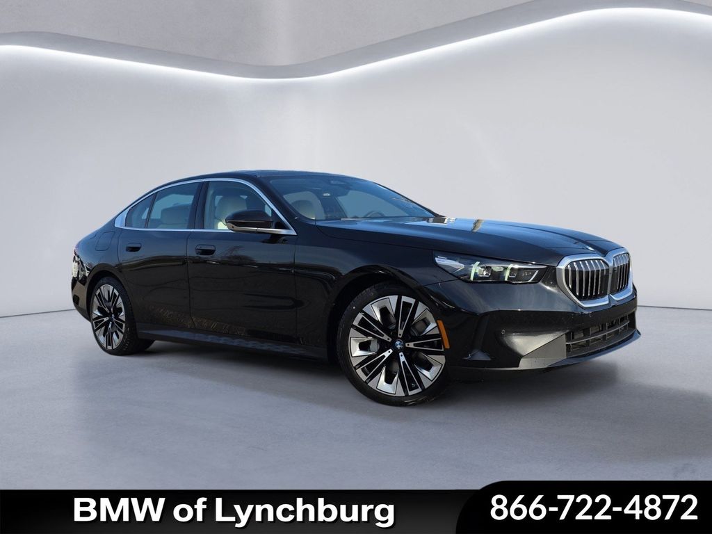 2026 BMW 5 Series 530i xDrive Image 2 of 20