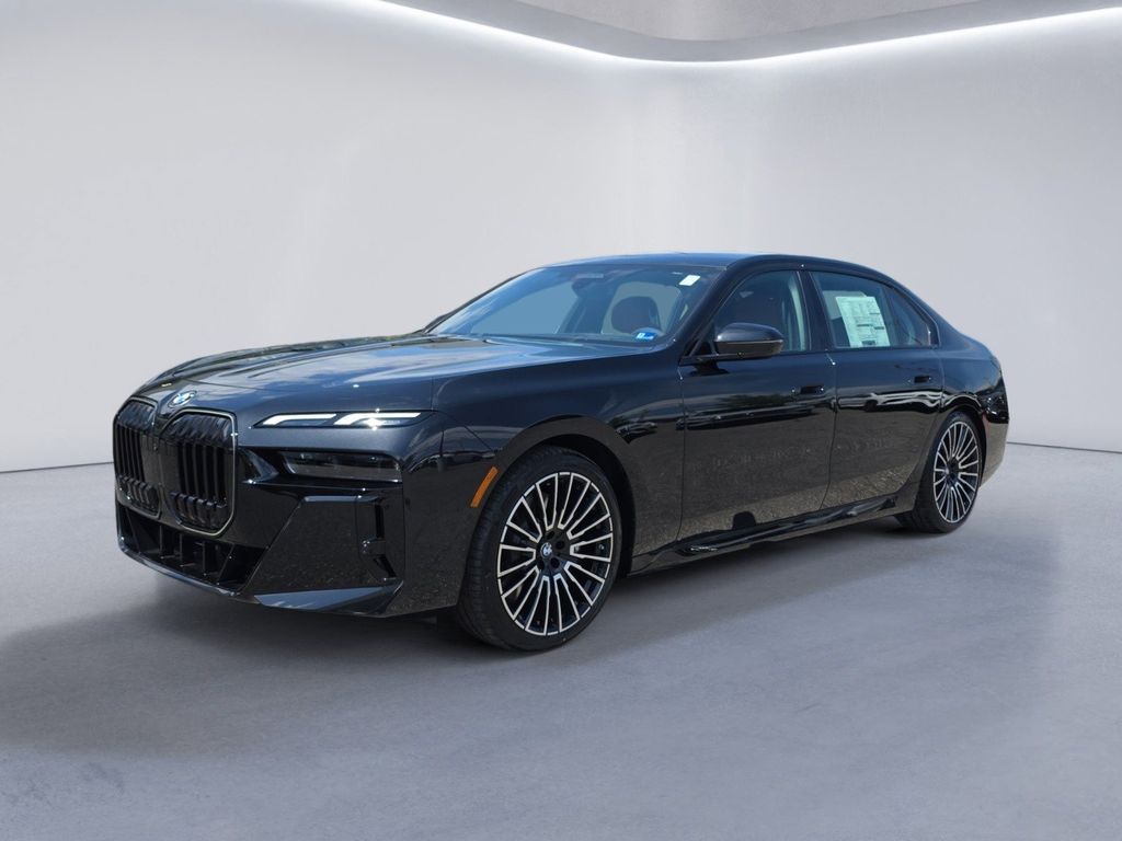 2026 BMW 7 Series 740i xDrive Image 1 of 20