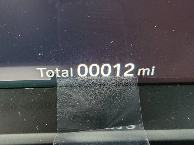 2026 BMW 8 Series 840i Image 13 of 25