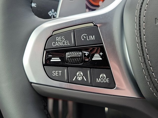 2026 BMW 8 Series 840i Image 24 of 25