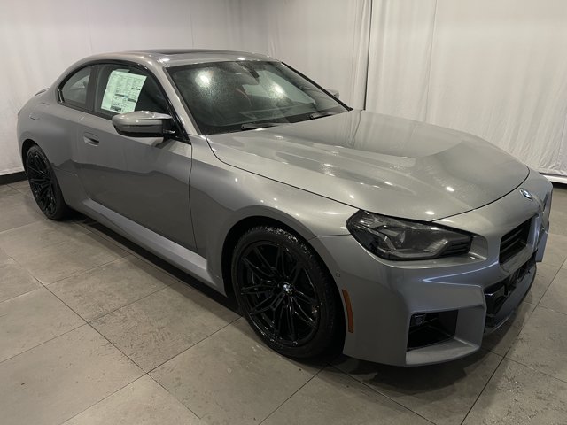 2026 BMW M2 Base Image 3 of 8