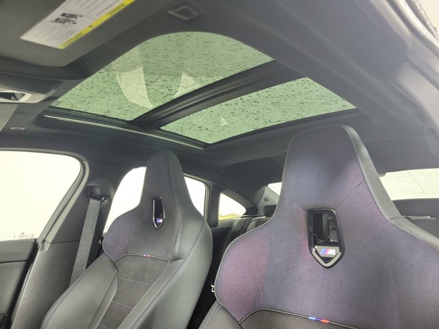 2026 BMW 2 Series M235 xDrive Image 24 of 25