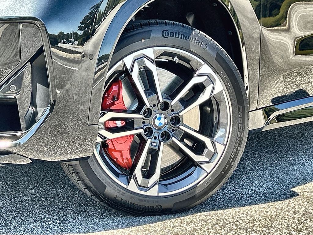 2026 BMW X1 M35i Image 13 of 30