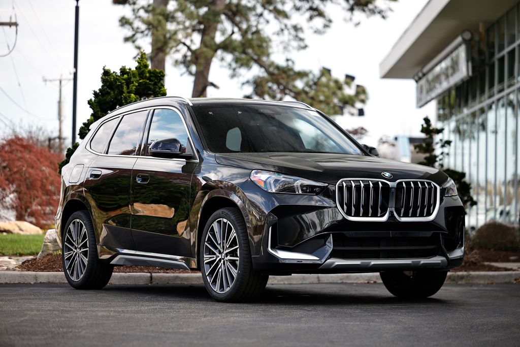 2026 BMW X1 xDrive28i Image 1 of 42