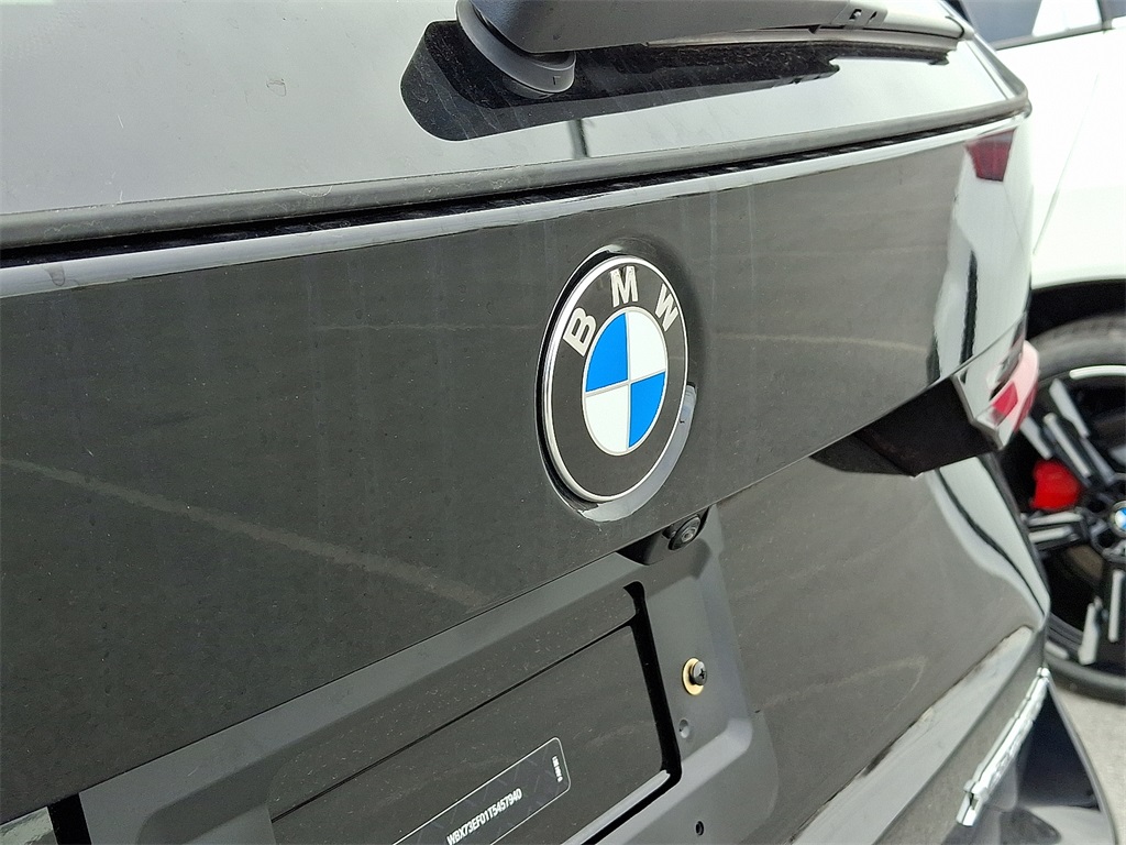 2026 BMW X1 xDrive28i Image 16 of 18