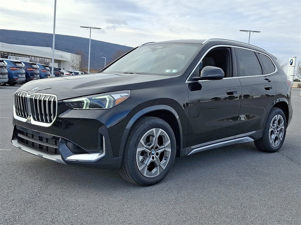 2026 BMW X1 xDrive28i Image 1 of 18