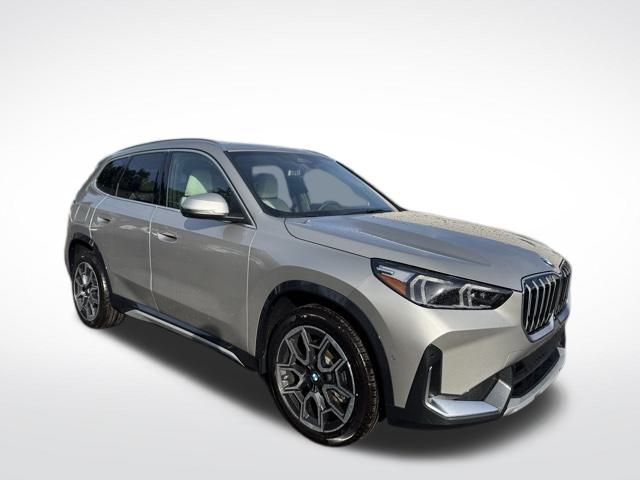 2026 BMW X1 xDrive28i Image 3 of 41