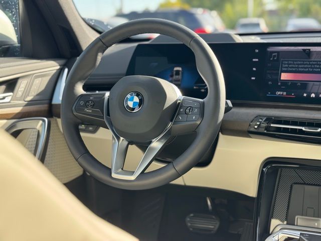 2026 BMW X1 xDrive28i Image 11 of 41