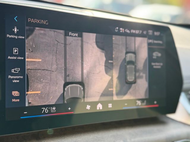 2026 BMW X1 xDrive28i Image 23 of 41