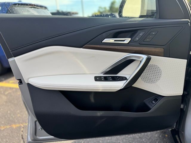 2026 BMW X1 xDrive28i Image 24 of 41