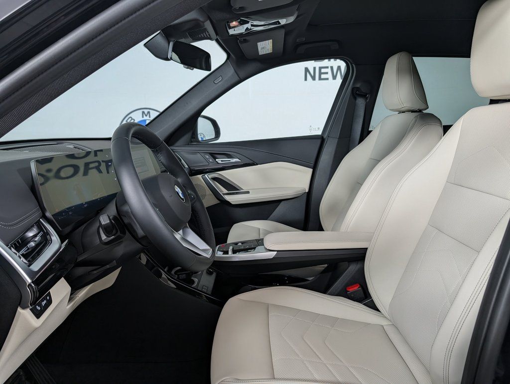 2026 BMW X1 xDrive28i Image 24 of 58