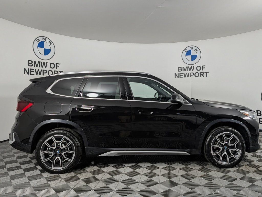 2026 BMW X1 xDrive28i Image 4 of 58